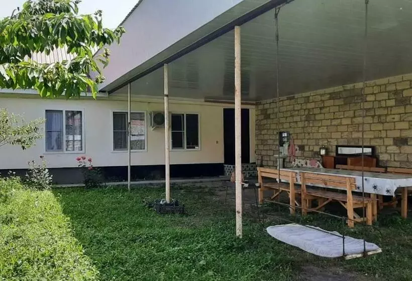Tuntul Guest House