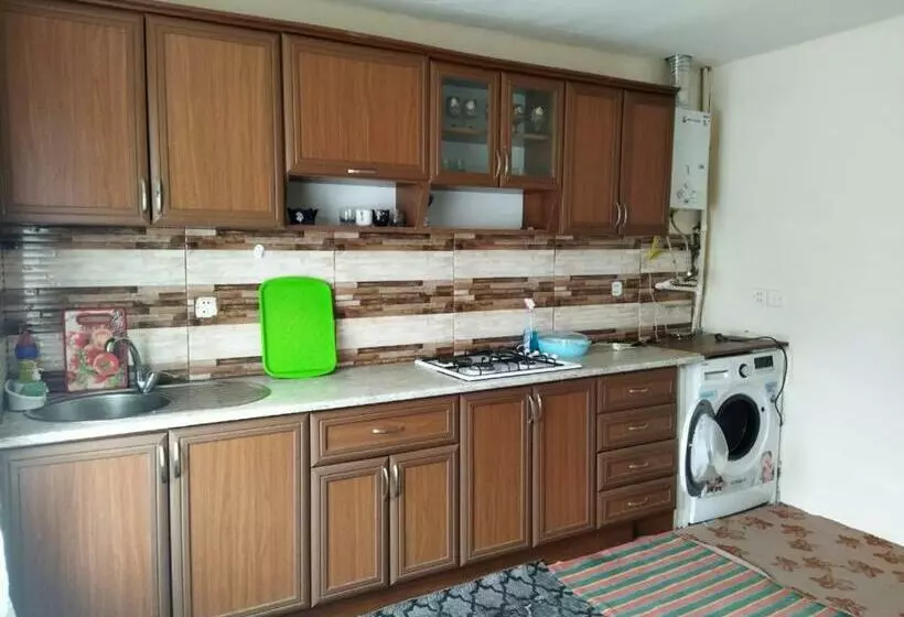 Tuntul Guest House