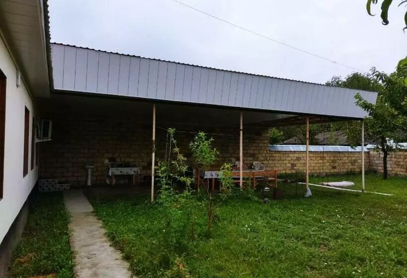 Tuntul Guest House