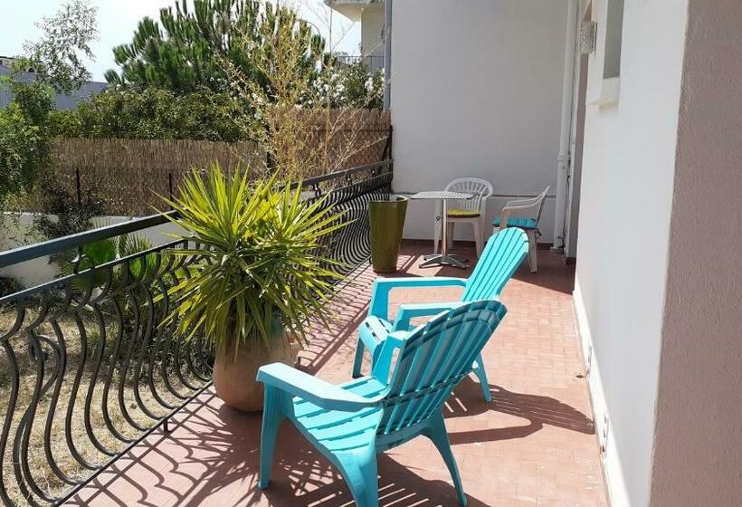Bel Appartement Avec Grande Terrasse Ensoleillée Et Jardin