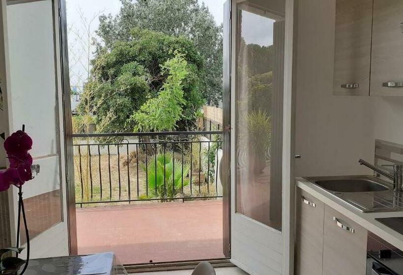 Bel Appartement Avec Grande Terrasse Ensoleillée Et Jardin