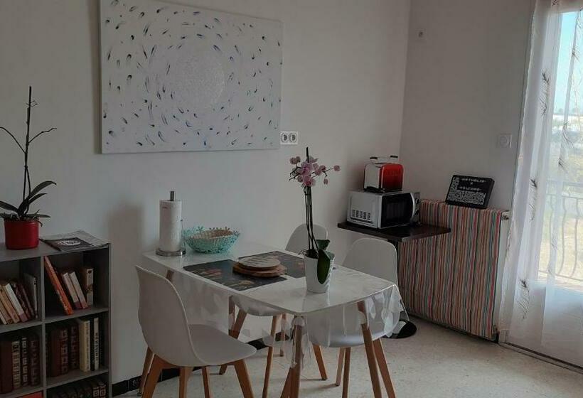 Bel Appartement Avec Grande Terrasse Ensoleillée Et Jardin