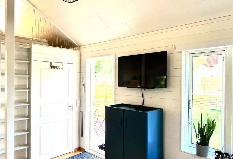 Bittes & Lasses Guest House