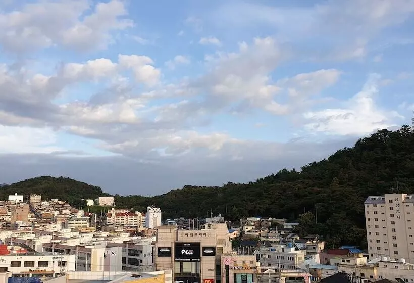 ホテル Jinhae Intercity