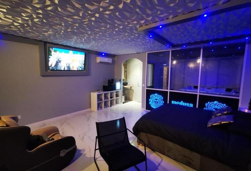 هتل Medusa Spa 34