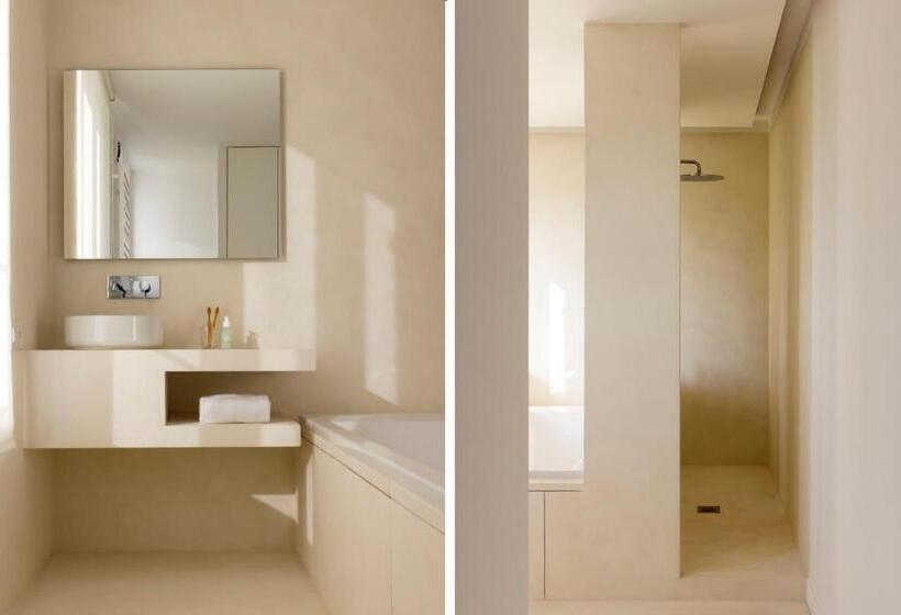 هتل ô Plum Art Chambres De Caractère