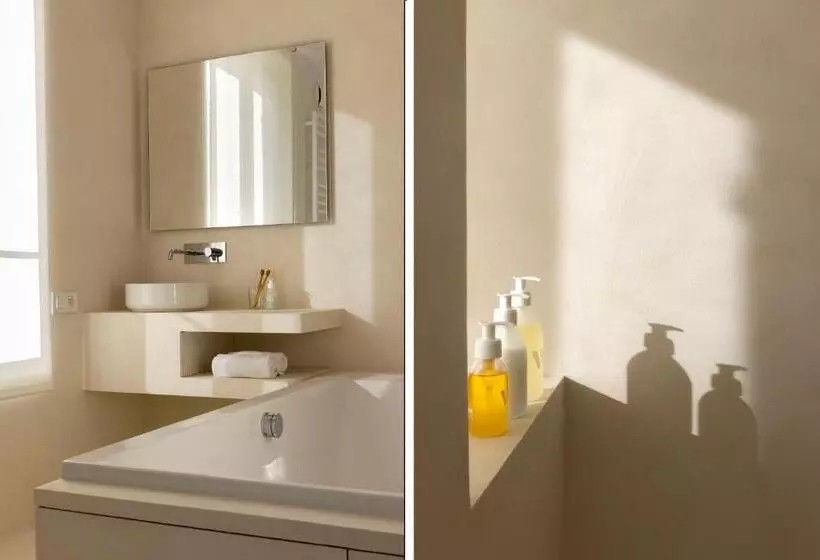 ホテル ô Plum Art Chambres De Caractère
