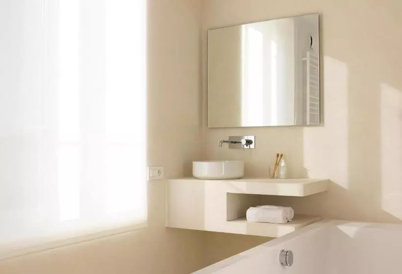 ホテル ô Plum Art Chambres De Caractère