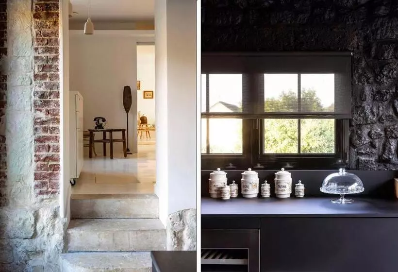 ホテル ô Plum Art Chambres De Caractère