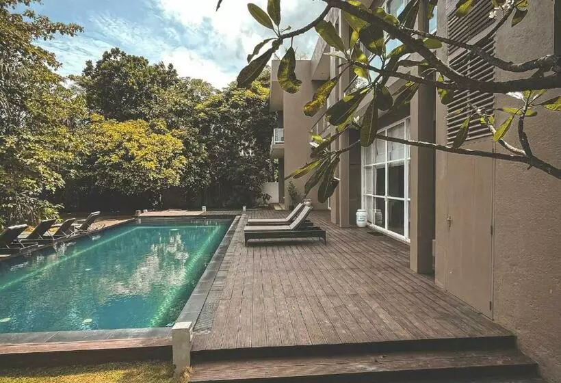 هتل Villa Talay