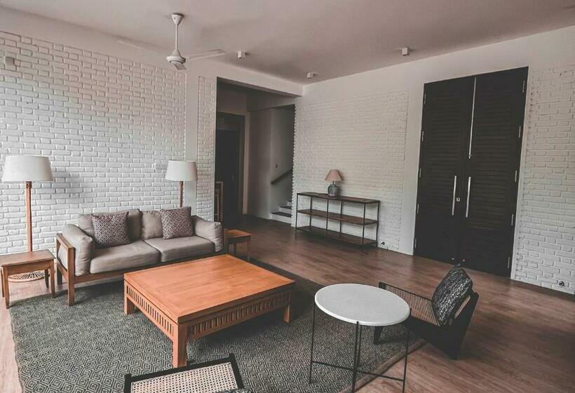 فندق Villa Talay