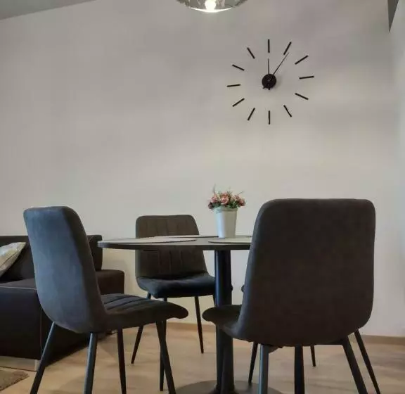 Karina Apartman