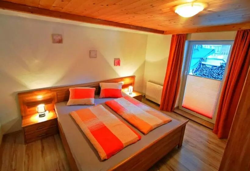 Appartment Elias