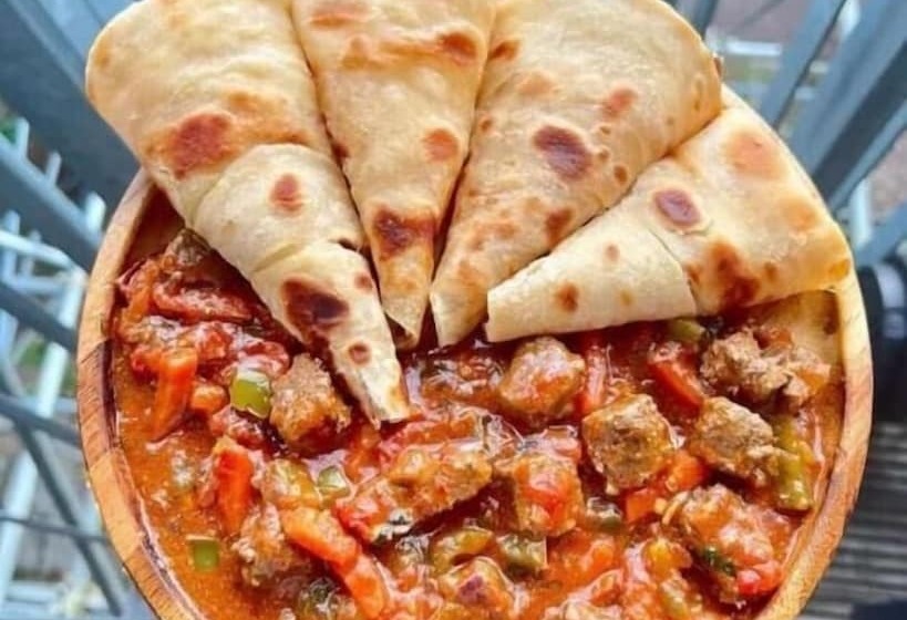 تختخواب و صبحانه Aivilo Home