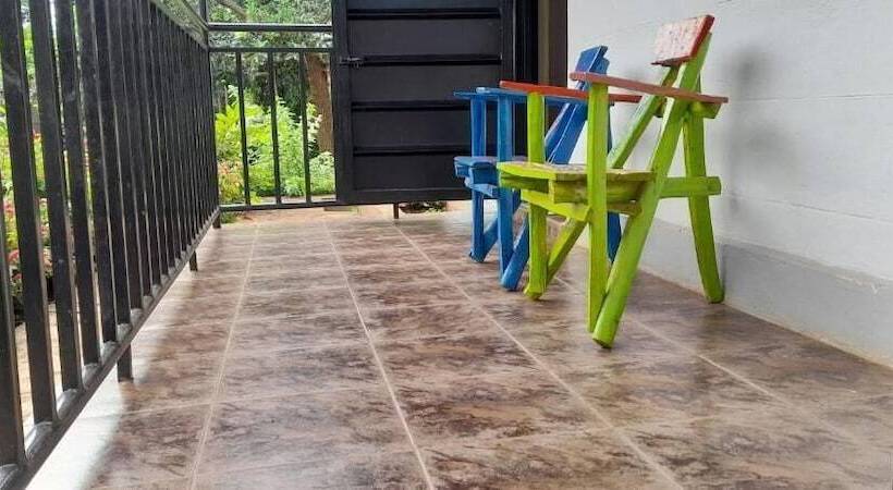 تختخواب و صبحانه Aivilo Home