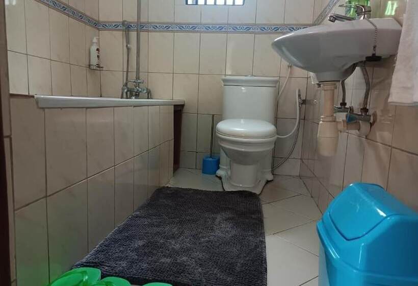 تختخواب و صبحانه Aivilo Home