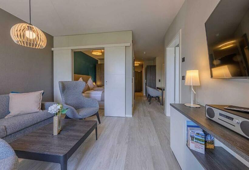 Boddensonne In Der Alten Seefahrtschule