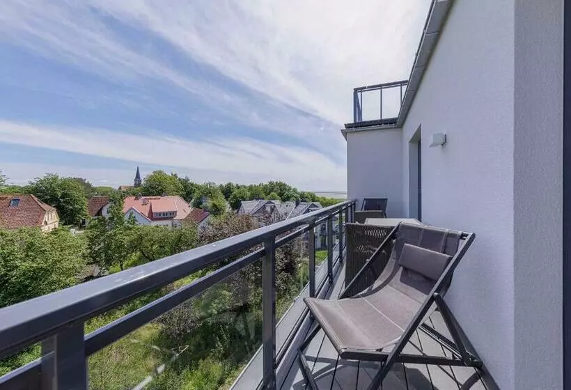 Boddensonne In Der Alten Seefahrtschule