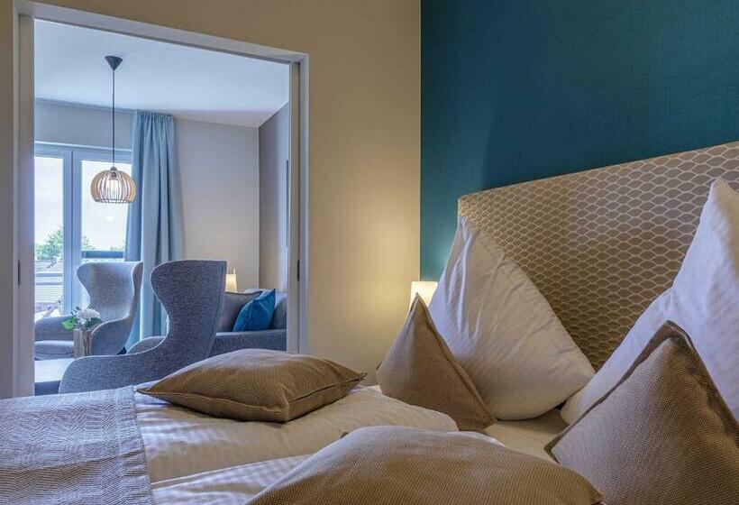 Boddensonne In Der Alten Seefahrtschule