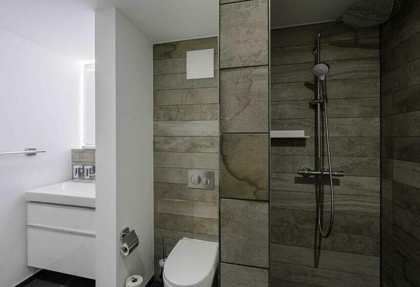 Boddensonne In Der Alten Seefahrtschule