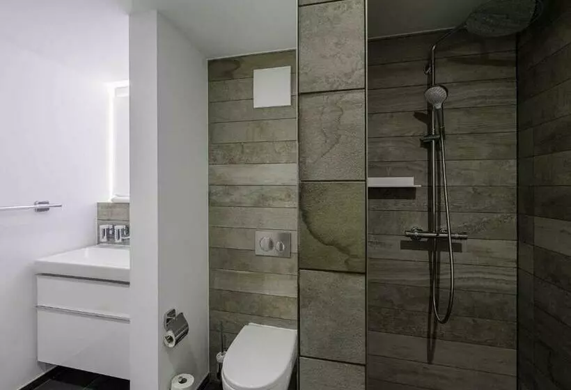 Boddensonne In Der Alten Seefahrtschule