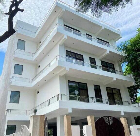 בית מלון כפרי Oyo 92865 The Sigma Star