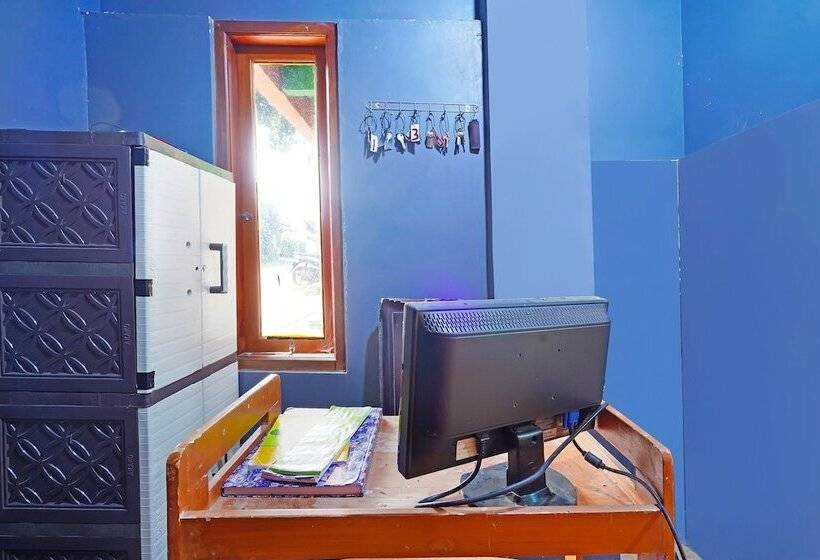 Hotel Spot On 91557 Biring Residence