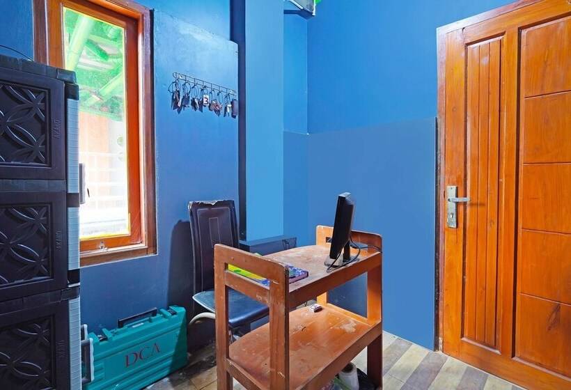 Hotel Spot On 91557 Biring Residence