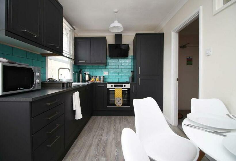 Beautiful Georgian 1 Bed Flat 2 Minute Walk To The Royal Crescent