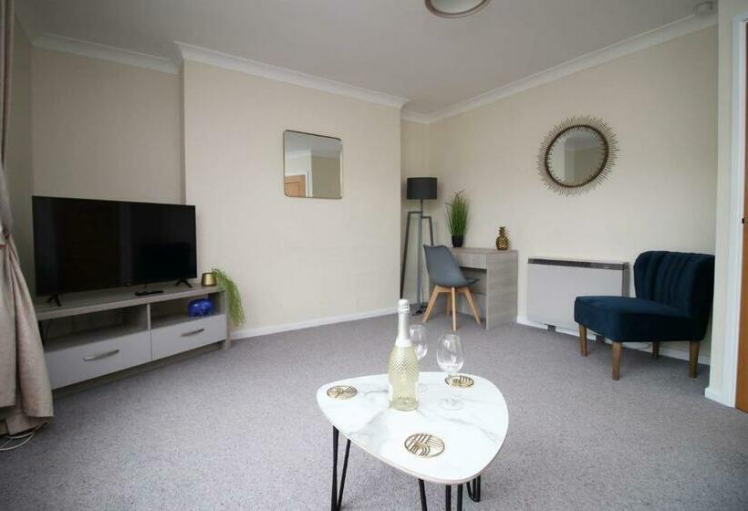 Beautiful Georgian 1 Bed Flat 2 Minute Walk To The Royal Crescent