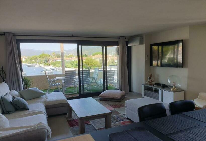 Magnifique 2 Pièces Vue Port Et Mer