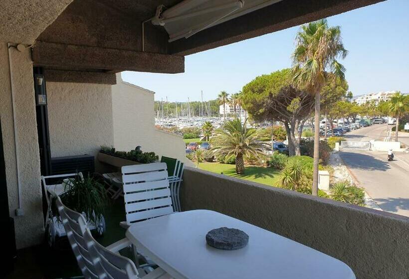 Magnifique 2 Pièces Vue Port Et Mer