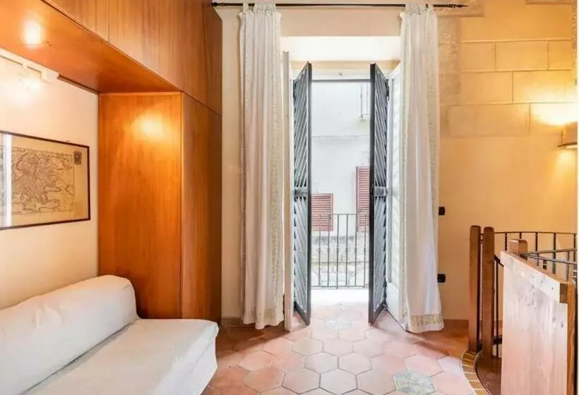 ペンション Camera Corte