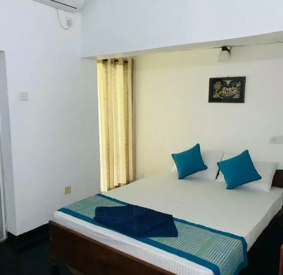پانسیون New Serenity Inn