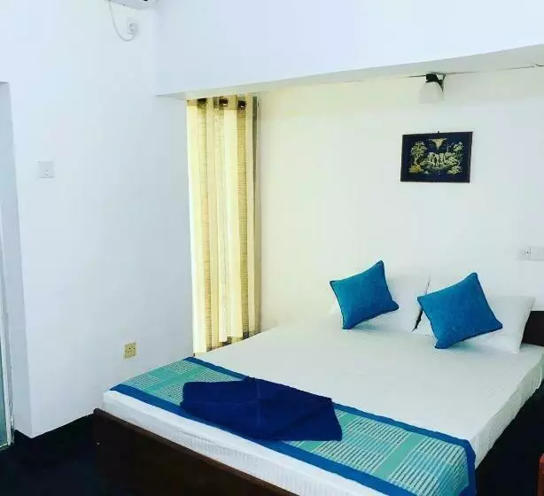 پانسیون New Serenity Inn