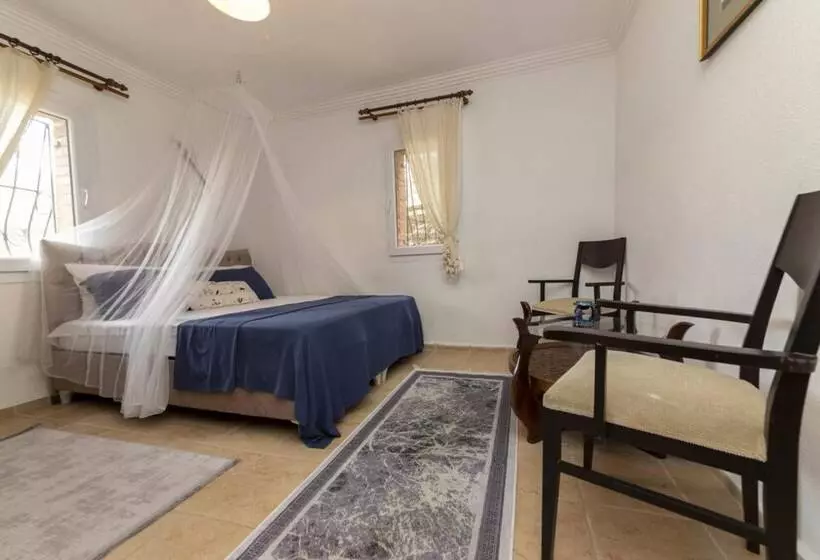 Splendid Villa Surrounded By Nature Near Milas Bodrum Airport
