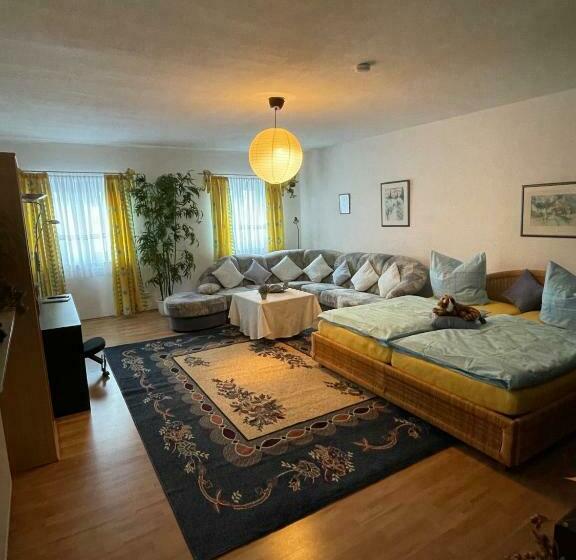 Schöne Ferienwohnung In Bahnhofsnähe