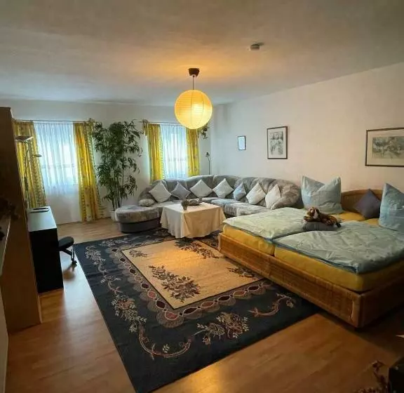 Schöne Ferienwohnung In Bahnhofsnähe