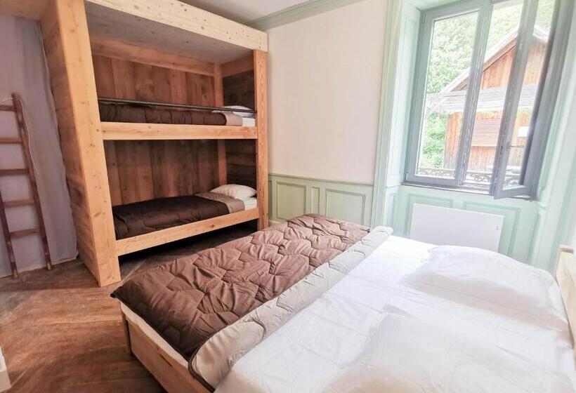 Общежитие Les Repaires