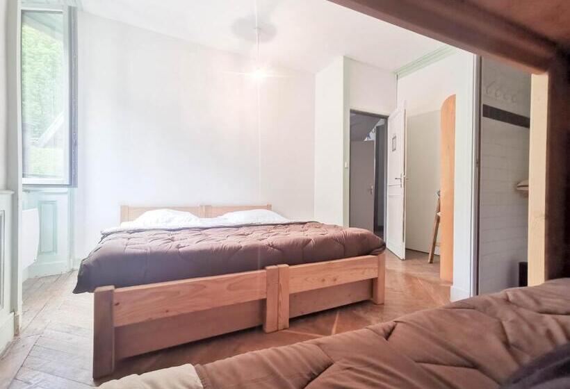 Общежитие Les Repaires