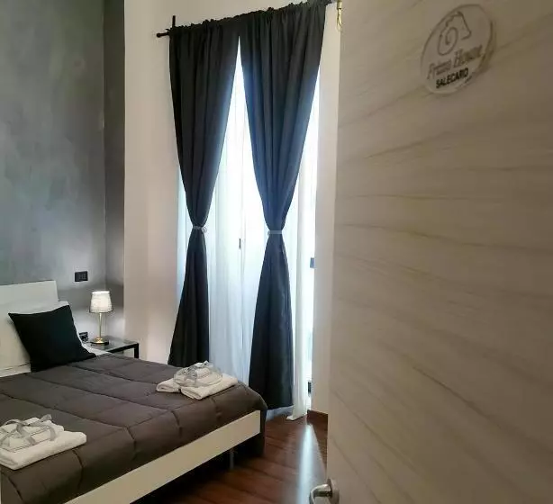 Aamiaismajoitus (B&B) Frizzo House