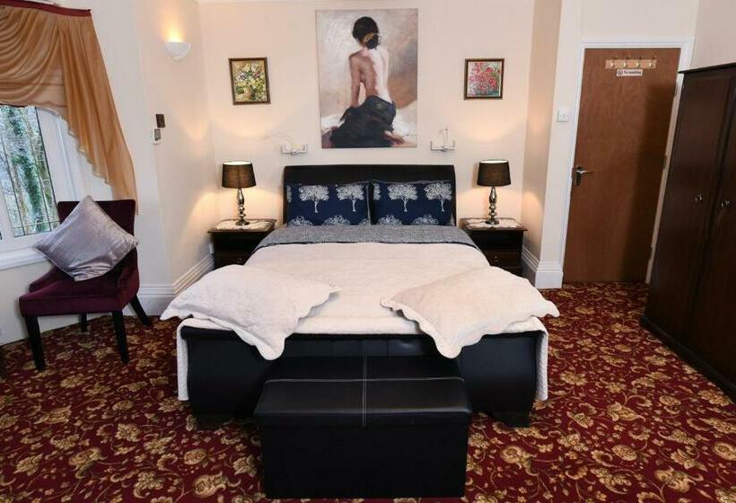 Bed and Breakfast Luxury Suite In Quiet Countryside Location