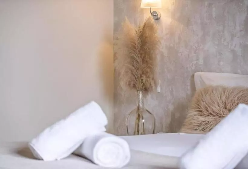 Hotelli Casas Do Salao By Madeira Sun Travel