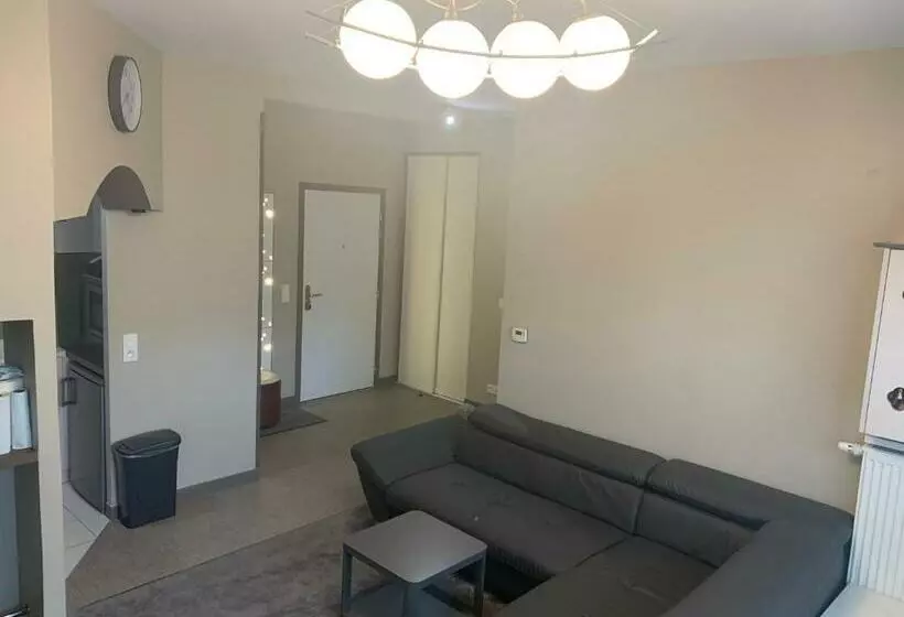 Luxurious Flat In Bondy