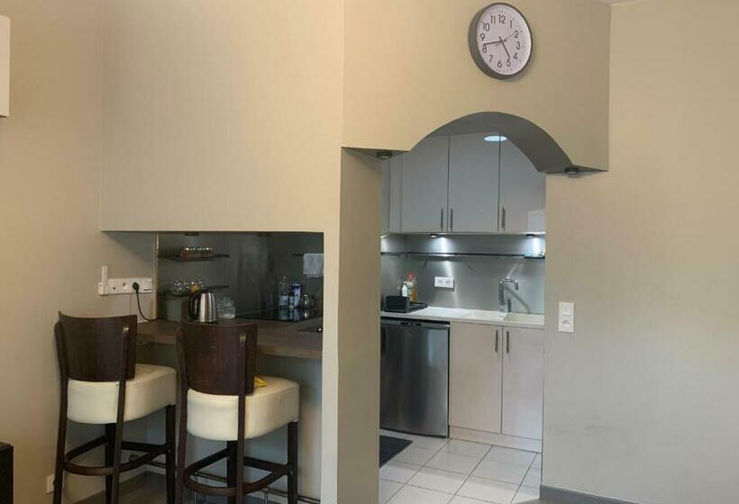 Luxurious Flat In Bondy