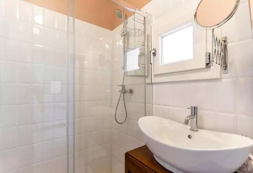 Majatalo Le Case Camera Doppia Con Bagno Privato, Uso Di Cucina E Terrazza