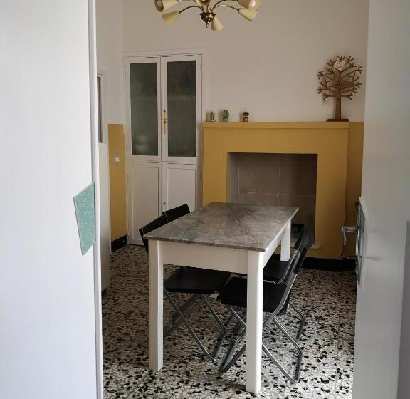 Пансион Le Case Camera Doppia Con Bagno Privato, Uso Di Cucina E Terrazza
