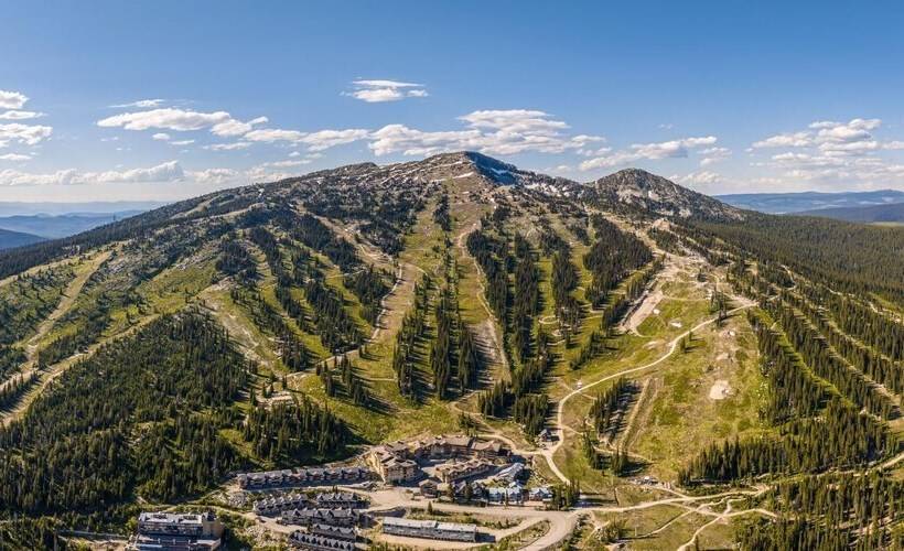 Trapper S Lodge   4 Bd Wgreat View, Private Hot Tub