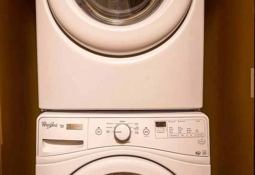 Trapper S Lodge   4 Bd Wgreat View, Private Hot Tub