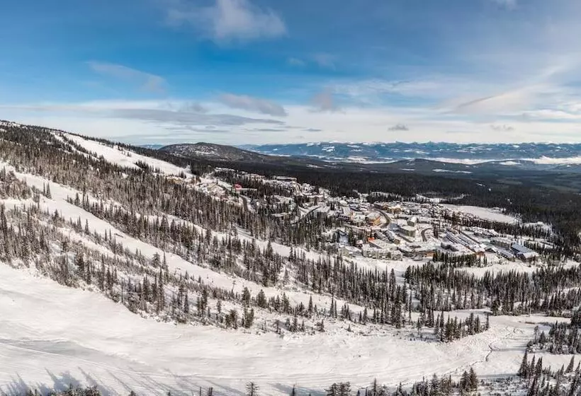 Trapper S Lodge   4 Bd Wgreat View, Private Hot Tub